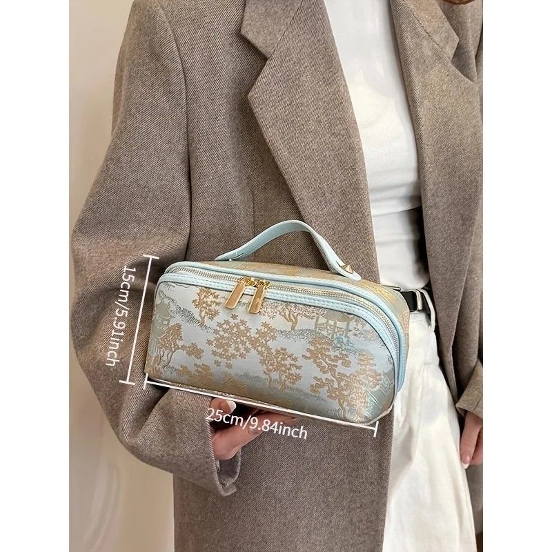 ✨ Large Capacity 3D Makeup Bag | Jacquard Fabric + Metal Zipper | Multi-Compartment Organizer, Fits Full Skincare & Makeup for Commute & Travel!/WHITE