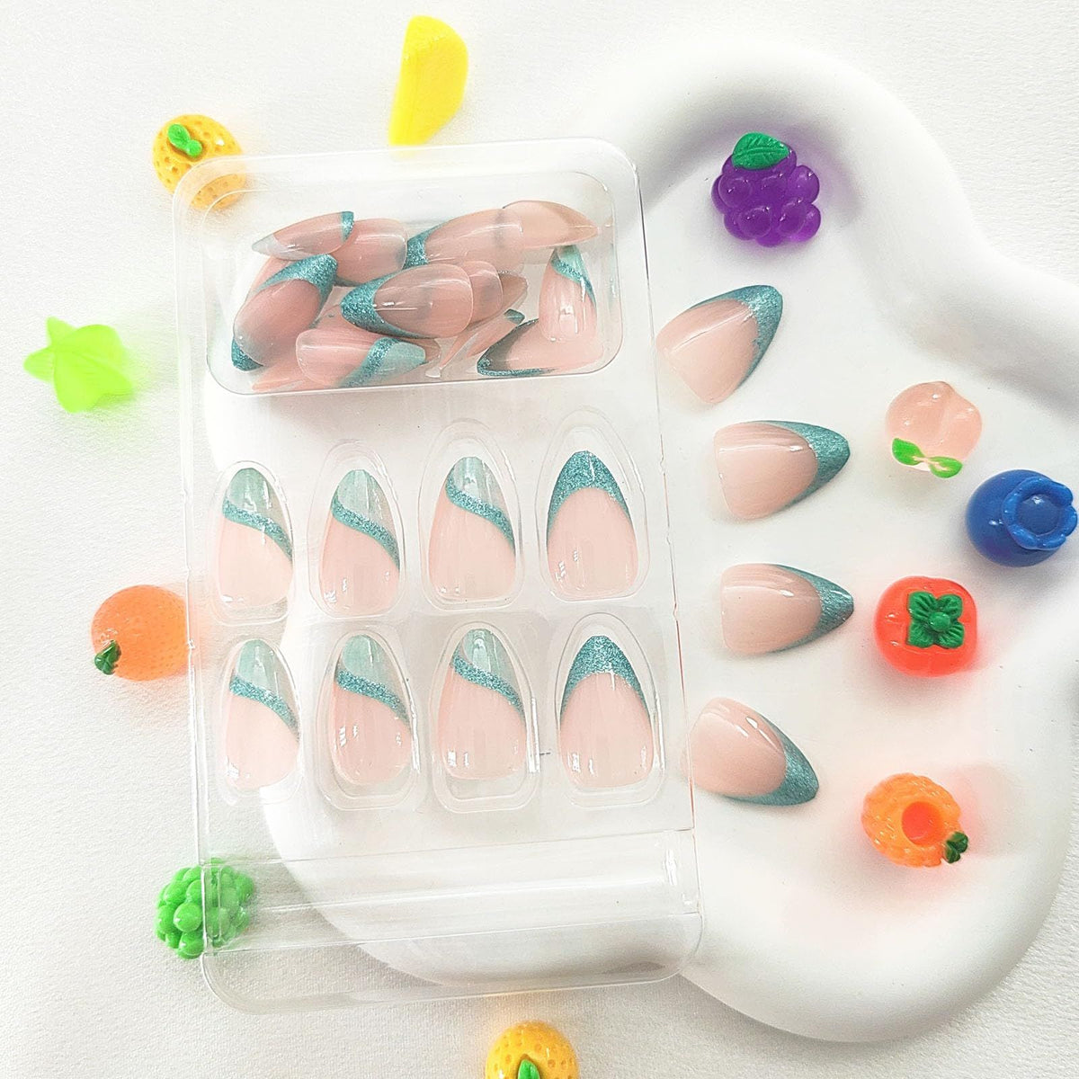 24pcsPress-On Nails for Daily Wear, Parties & Special Occasions, Easy Application & Long-Lasting (Light Pink)
