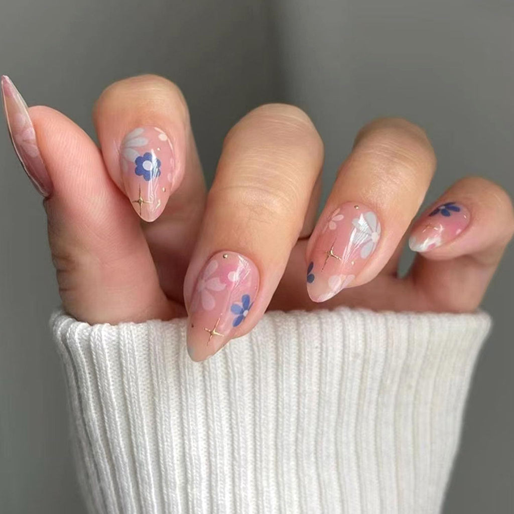 24pcsReusable Floral Press-On Nails for Everyday Style, Parties & Special Occasions (Soft Pink)