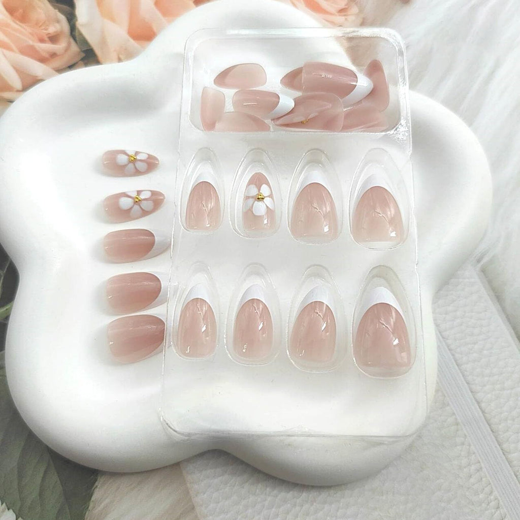 24pcsElegant Almond Fake Nails, Perfect for Daily Wear, Parties & Special Occasions (light pink)